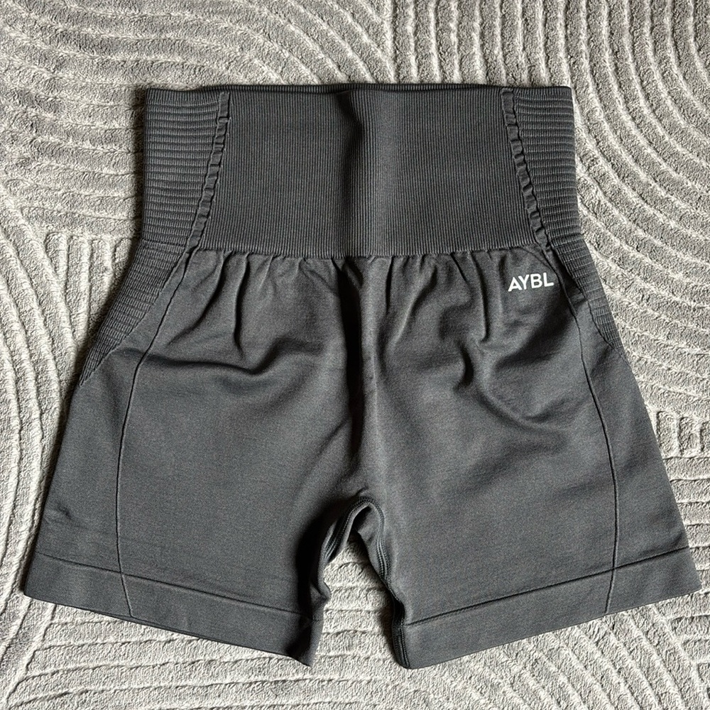 AYBL balance V2 seamless shorts